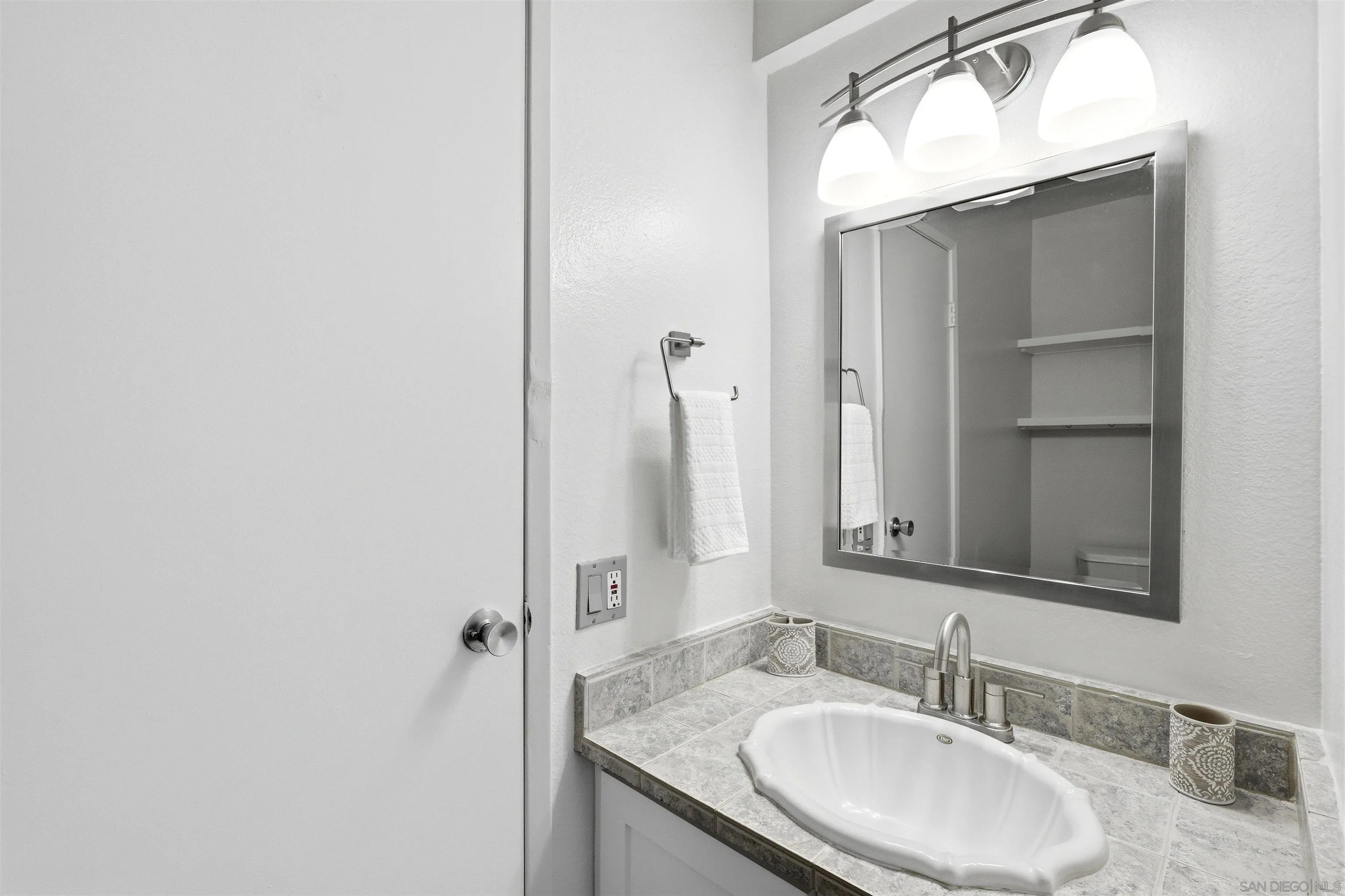 5432 Adobe Falls Road, Unit 12 San Diego, CA 92120 - Photo 14 of 25