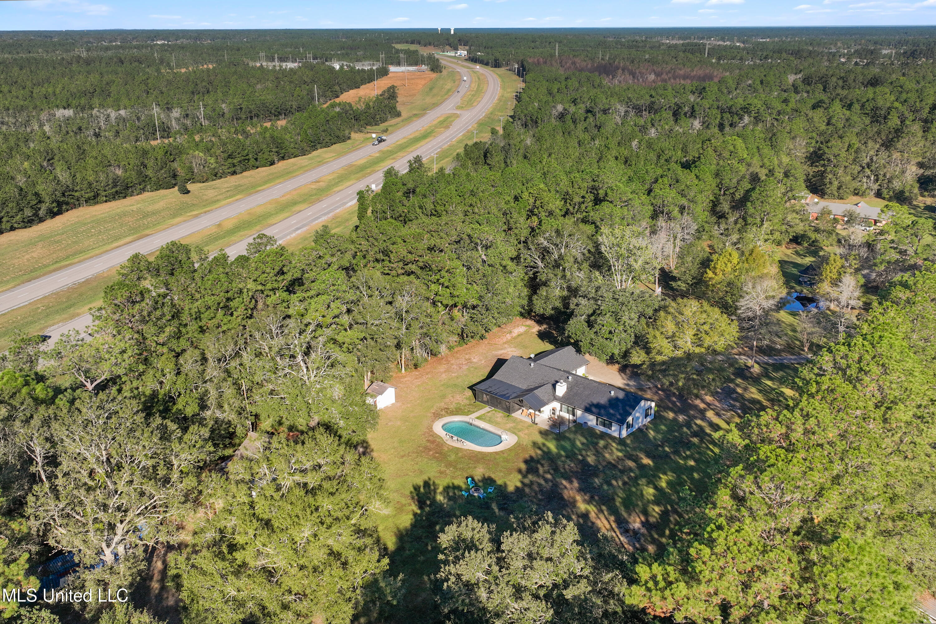 4419 Melvin Road D'Iberville, MS 39540 - Photo 2 of 72 002
