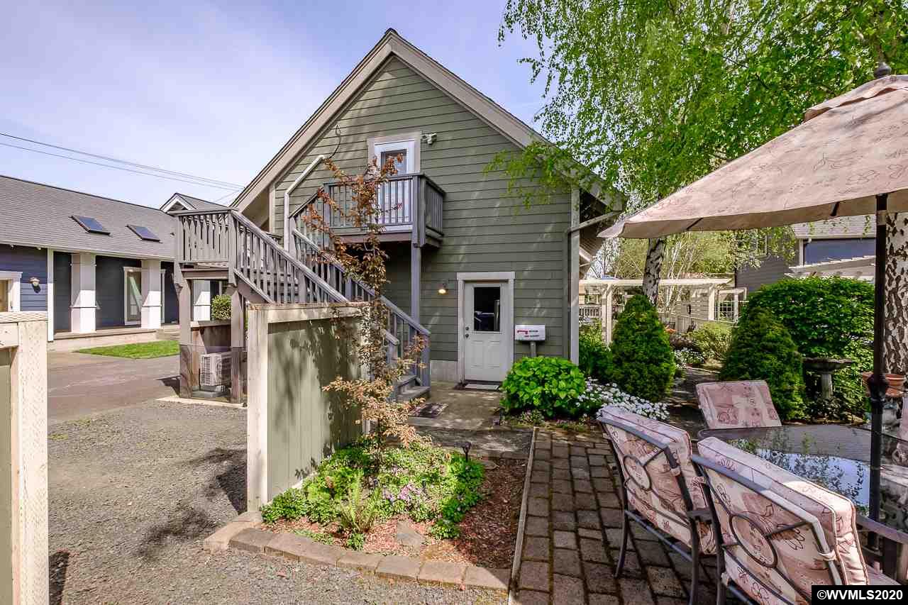 566 Edwards Road South Monmouth, OR 97361 - Photo 8 of 42