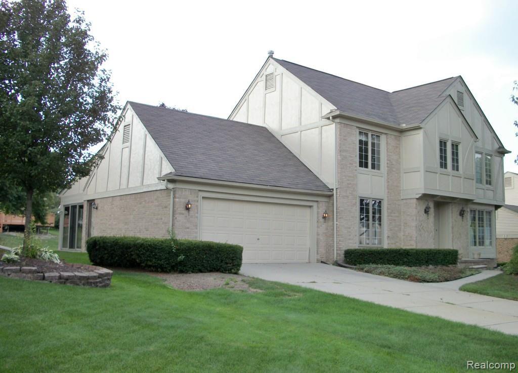 41495 Waterfall Road Northville, MI 48168 - Photo 22 of 23 100_0485.jpg