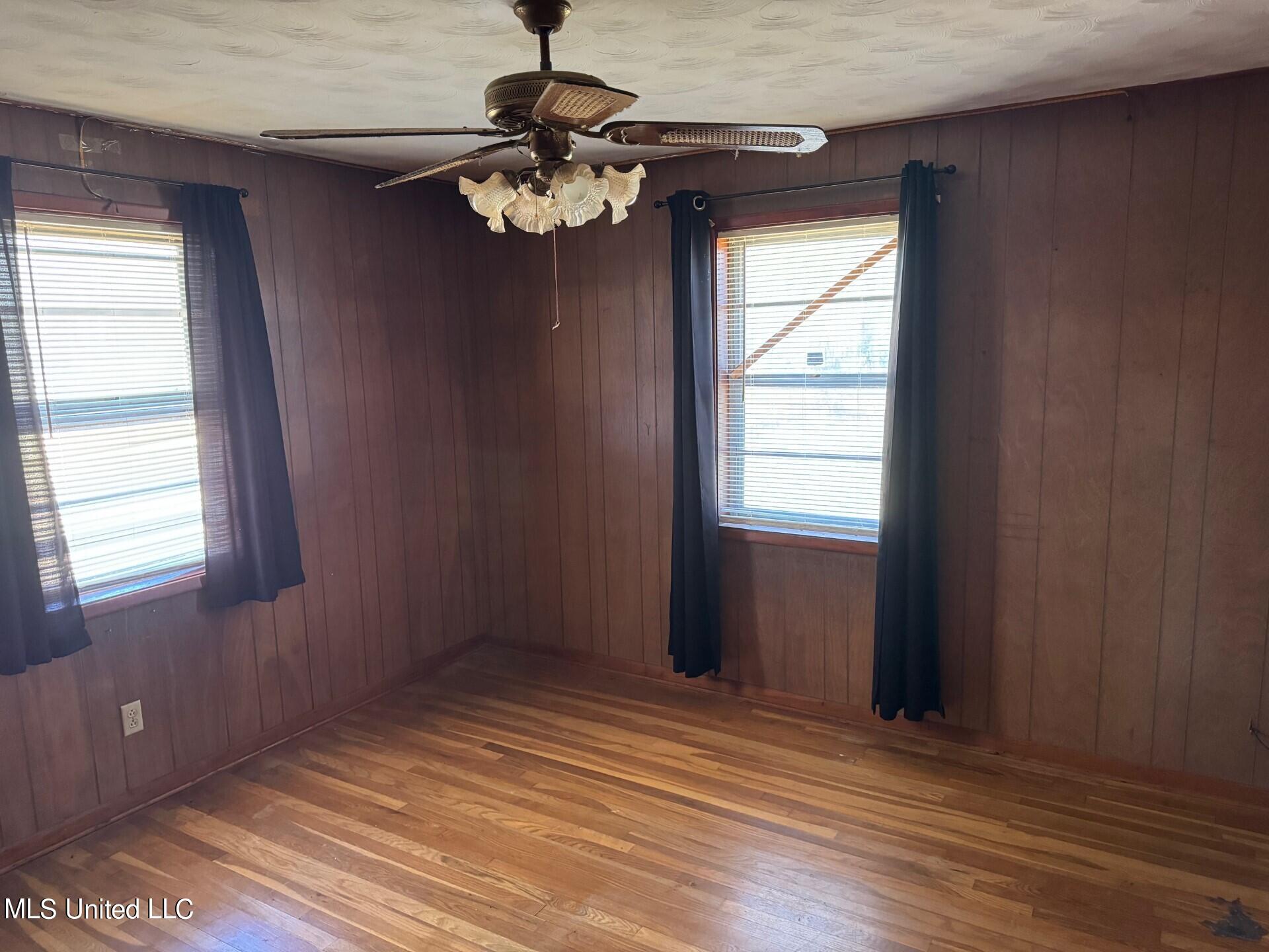 3808 Parks Place Road Como, MS 38619 - Photo 8 of 12 thumbnail_IMG_2999