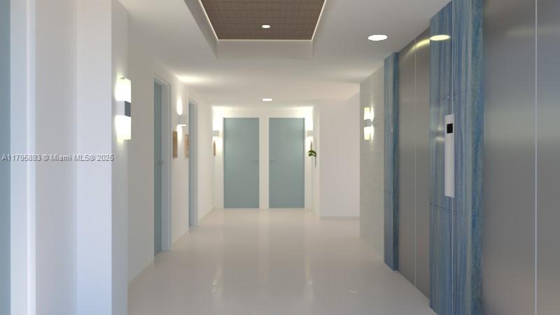 345 Ocean Drive, Unit 904 Miami Beach, FL 33139 - Photo 30 of 36 a view of a hallway