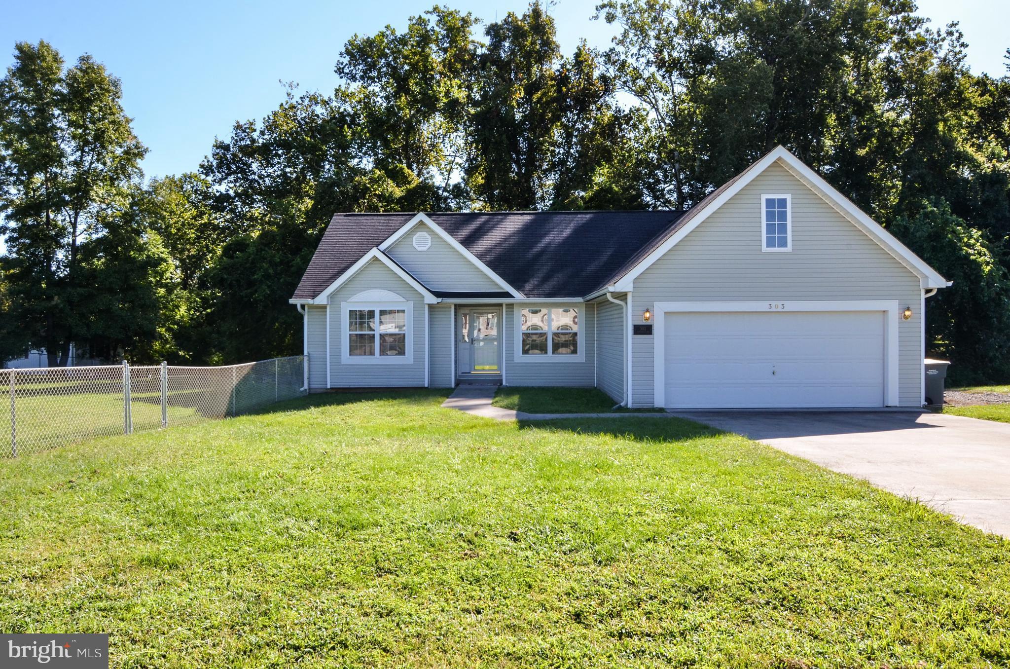 303 Blackwell Road Colonial Beach, VA 22443 - Photo 1 of 27 Exterior (Front)