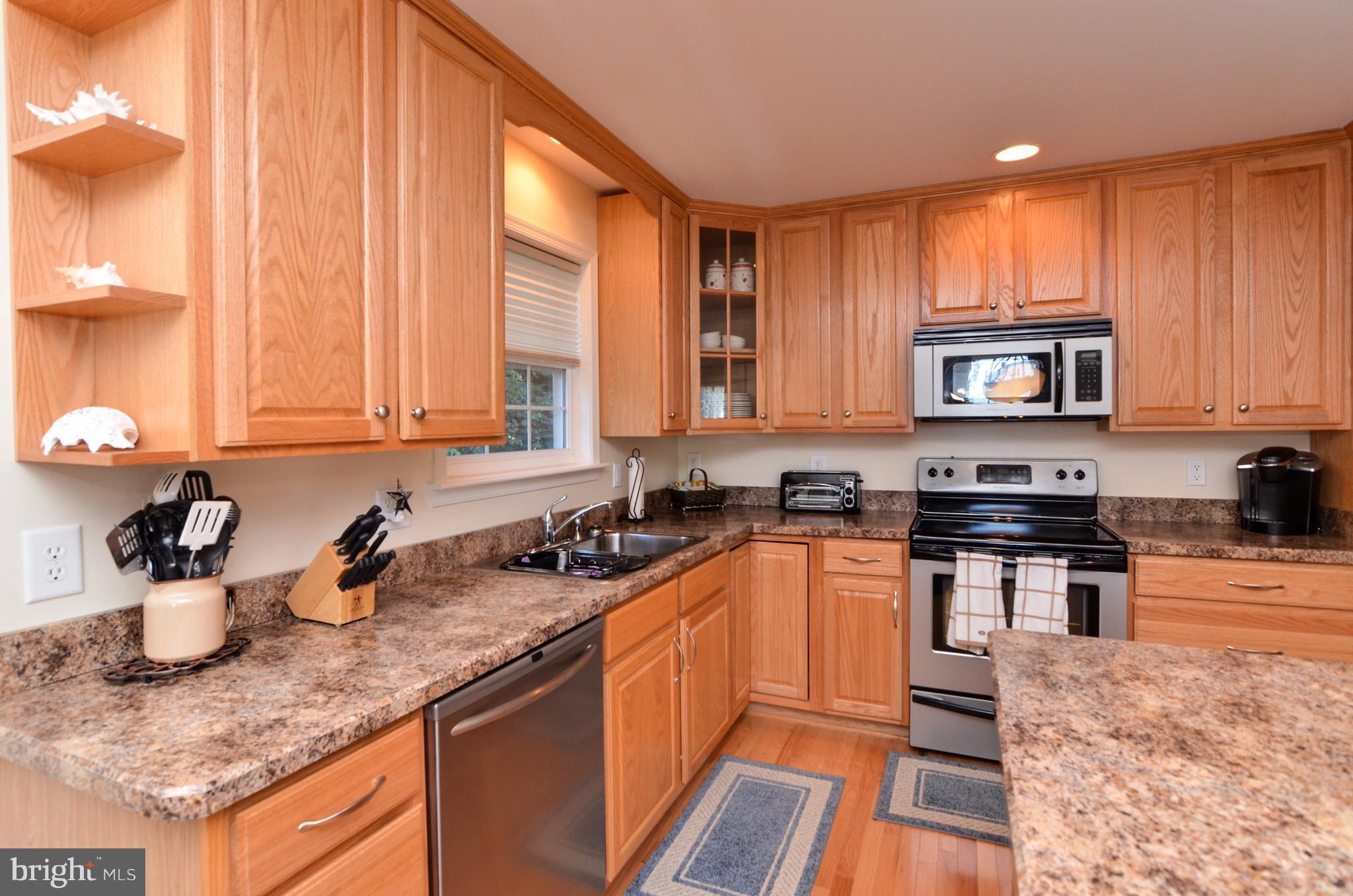 303 Blackwell Road Colonial Beach, VA 22443 - Photo 8 of 27 Kitchen Cabinetry & Stainless Appliances