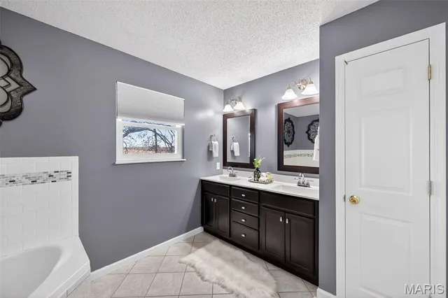 $435,000 | 2927 Bromley Drive, O'Fallon, MO 63368