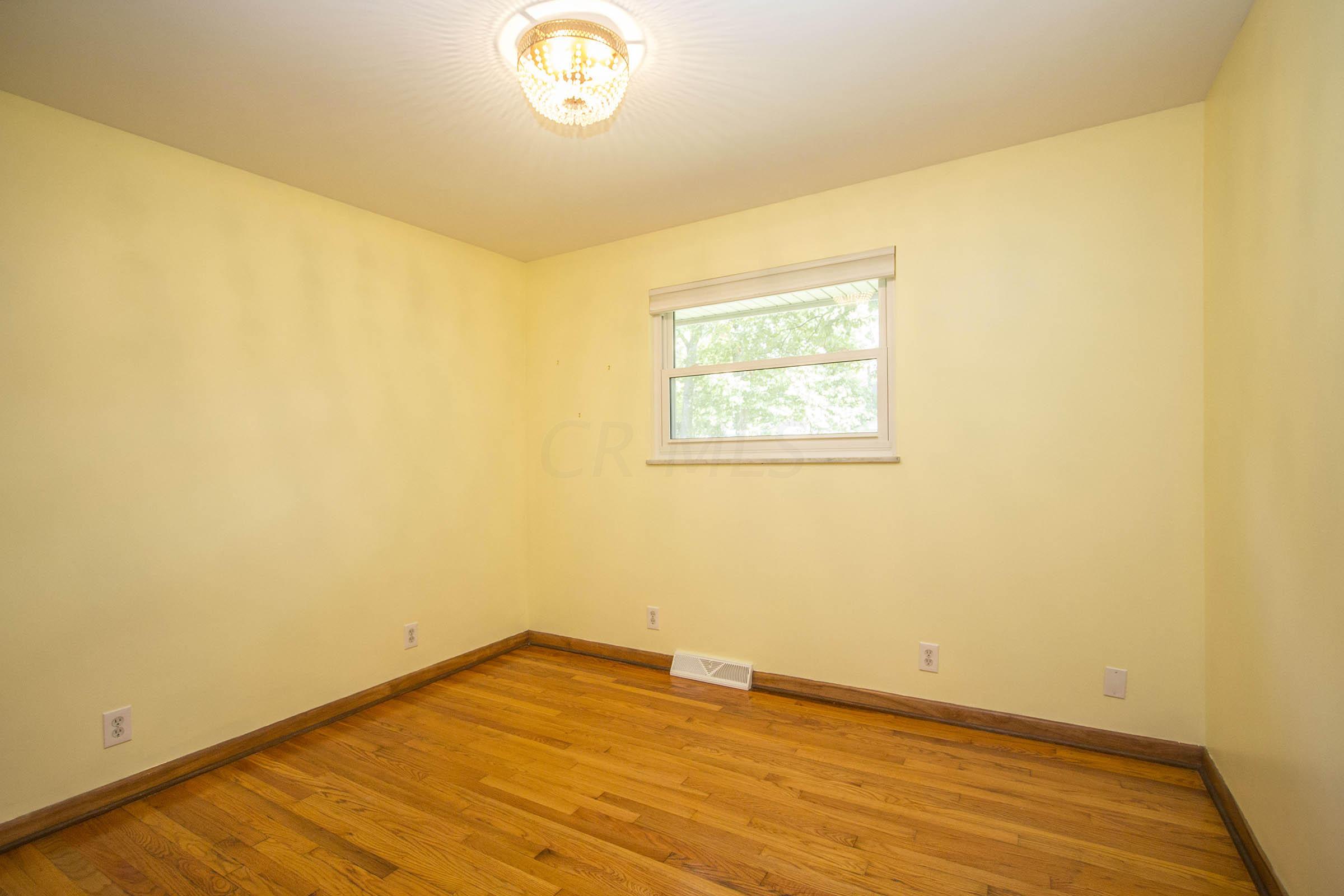 5305 Westbridge Road Columbus, OH 43231 - Photo 19 of 37 Gallery Image 19