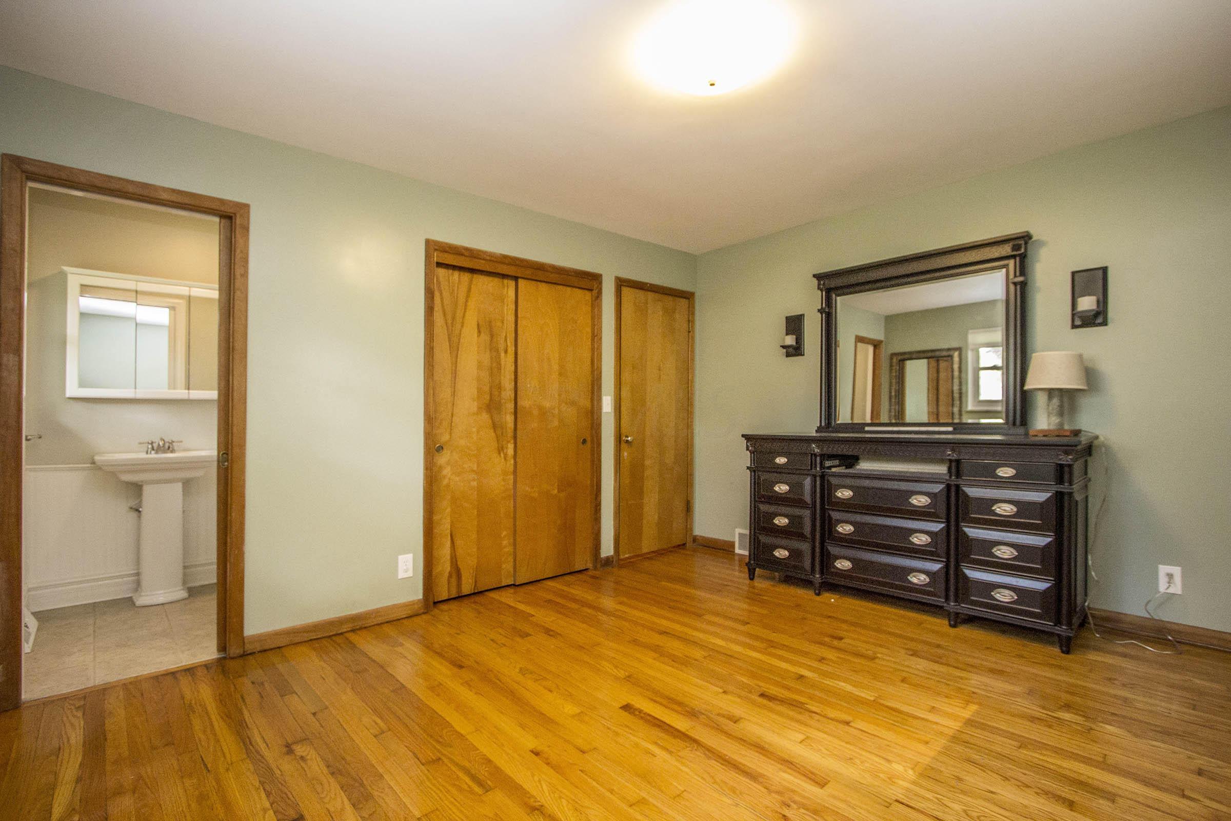 5305 Westbridge Road Columbus, OH 43231 - Photo 28 of 37 Gallery Image 28