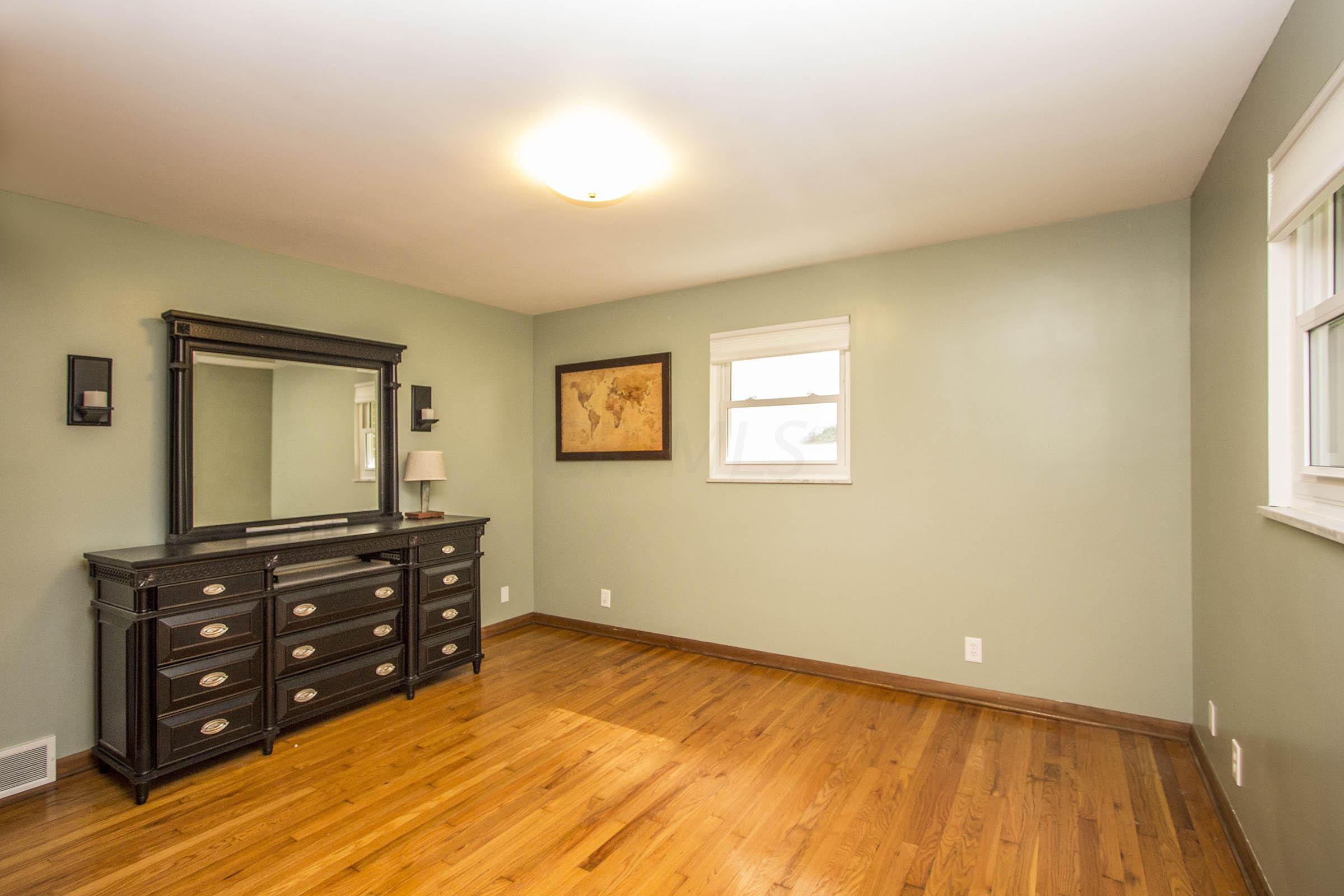 5305 Westbridge Road Columbus, OH 43231 - Photo 29 of 37 Gallery Image 29