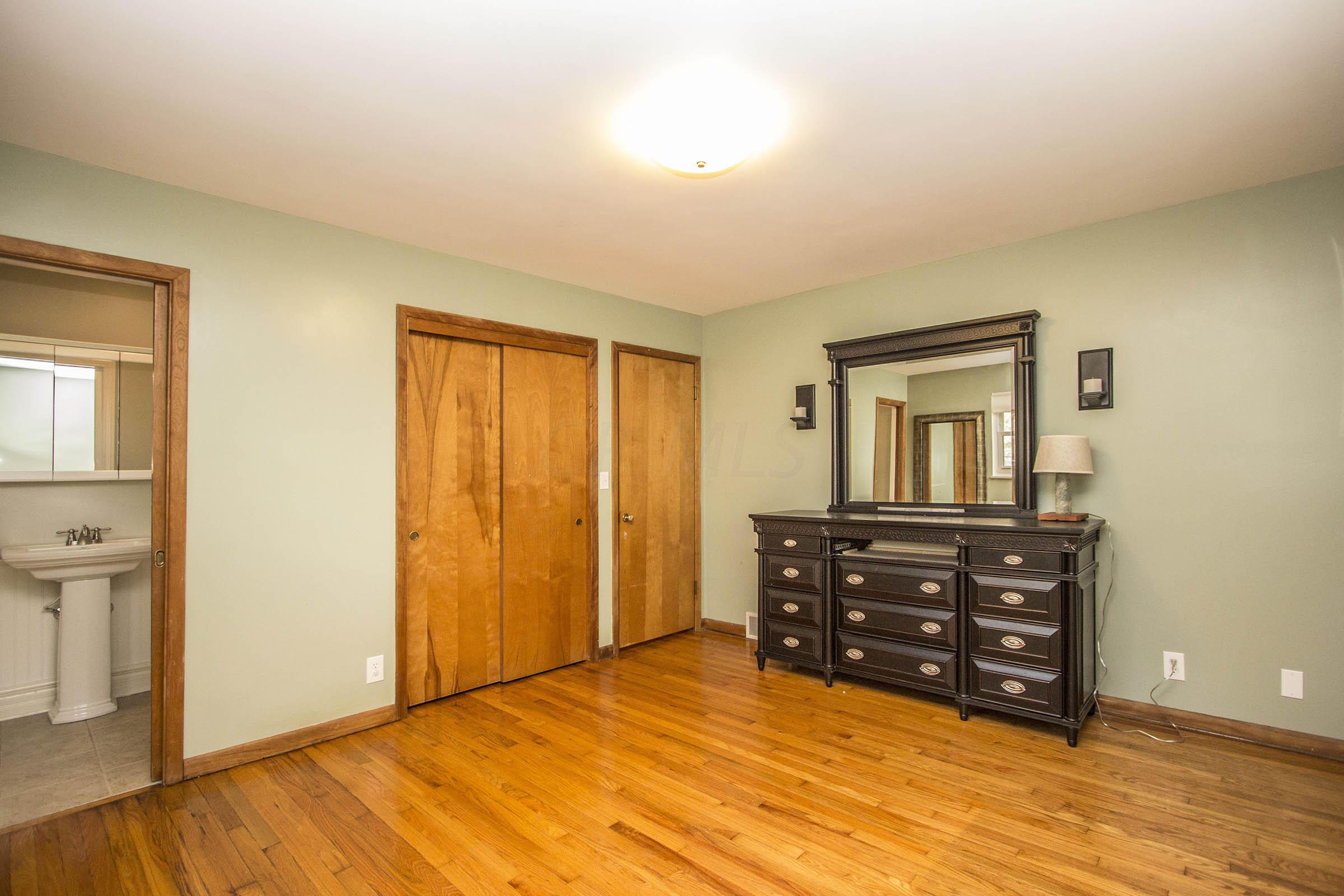 5305 Westbridge Road Columbus, OH 43231 - Photo 30 of 37 Gallery Image 30
