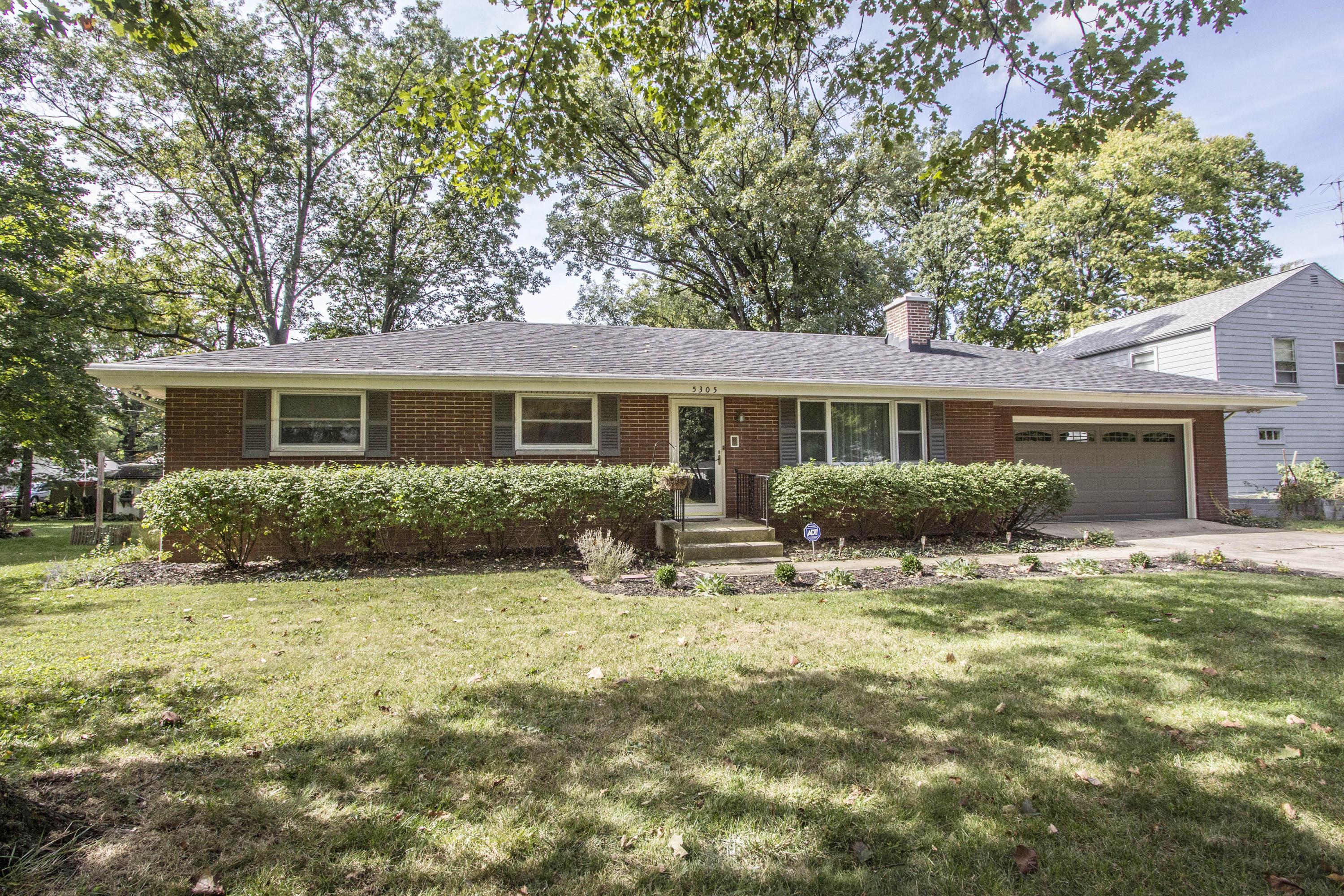 5305 Westbridge Road Columbus, OH 43231 - Photo 3 of 37 Gallery Image 3