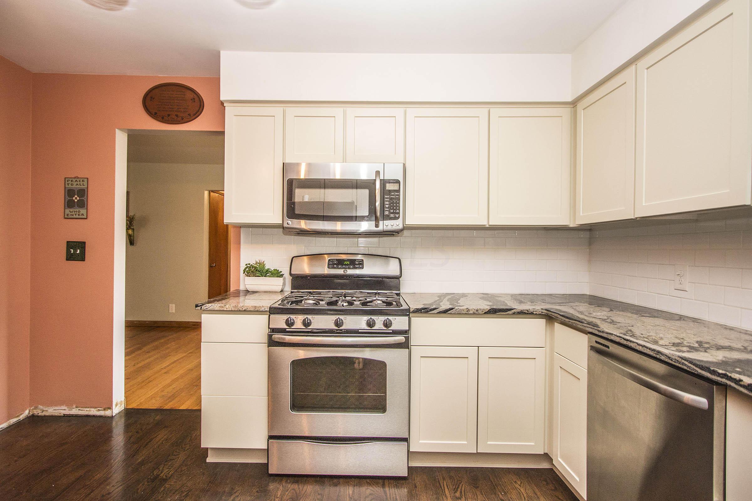 5305 Westbridge Road Columbus, OH 43231 - Photo 10 of 37 Gallery Image 10