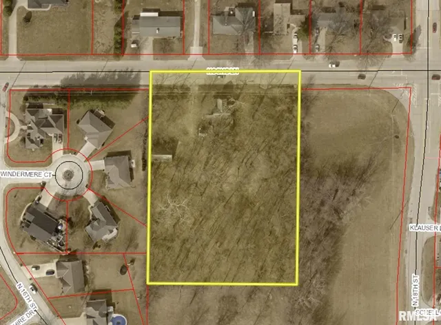 $215,000 | 1700 Kochs Lane, Quincy, IL 62305