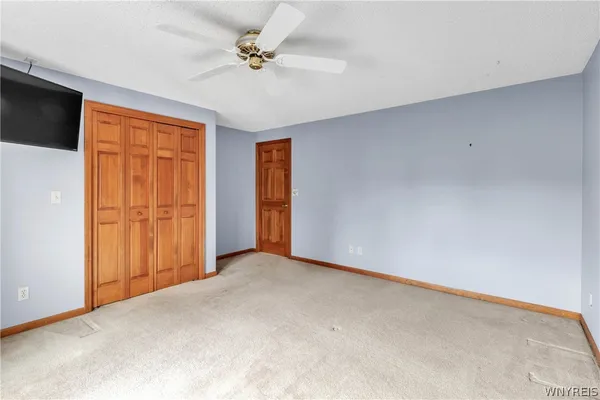 $724,900 | 379 Wood Acres Drive, Amherst, NY 14051