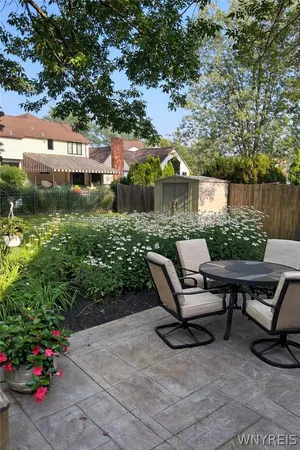 $724,900 | 379 Wood Acres Drive, Amherst, NY 14051