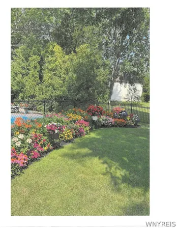 $724,900 | 379 Wood Acres Drive, Amherst, NY 14051