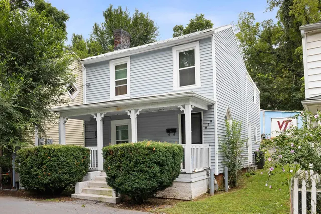 $75,000 | 629 Baptist Street, Staunton, VA 24401