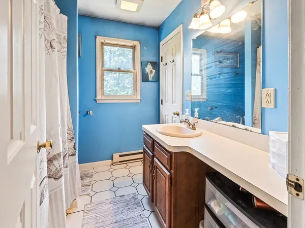 $675,000 | 15-17 Willow Street, Worcester, MA 01603