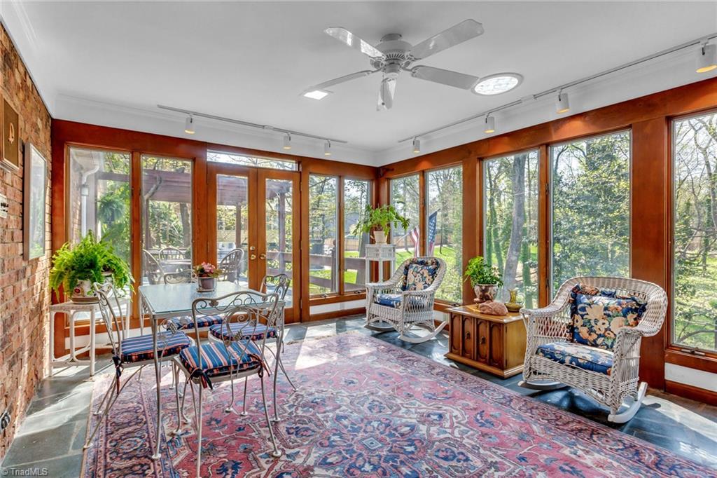 1211 Westminster Drive High Point, NC 27262 - Photo 22 of 44