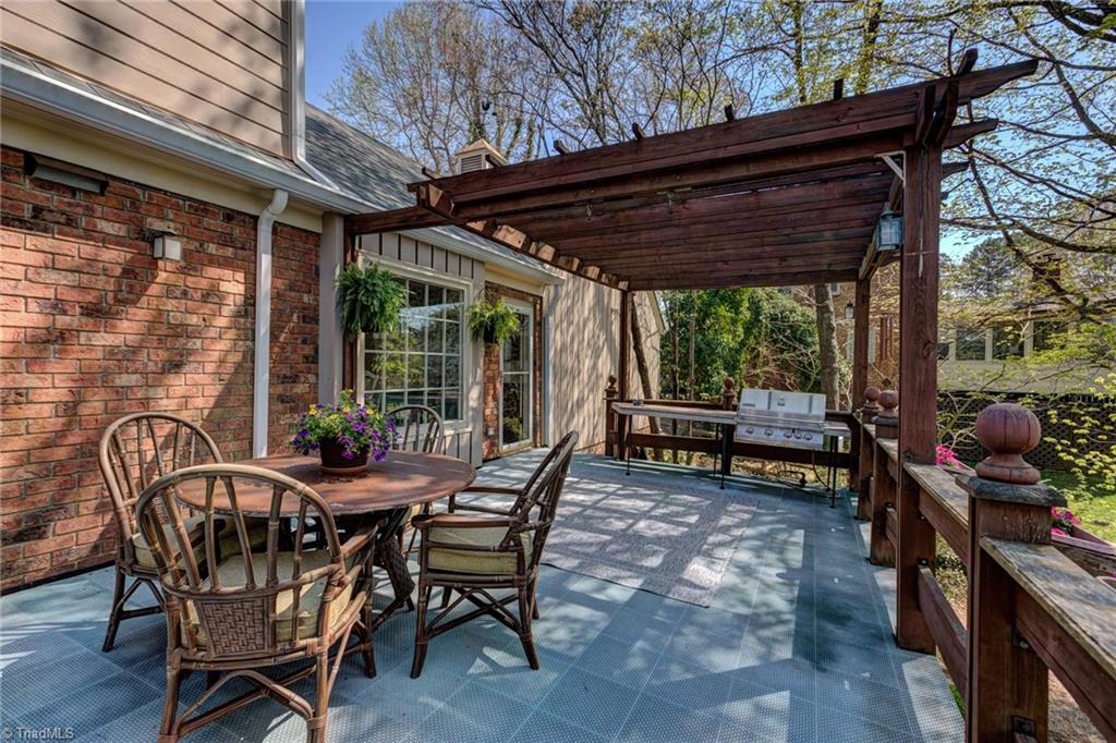 1211 Westminster Drive High Point, NC 27262 - Photo 24 of 44