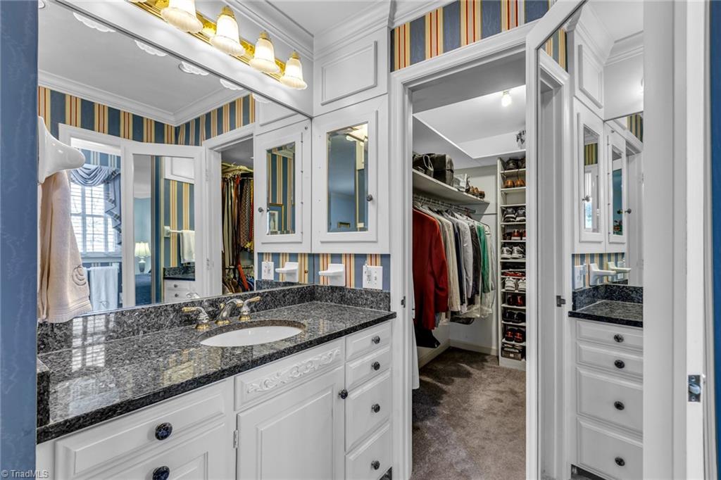 1211 Westminster Drive High Point, NC 27262 - Photo 27 of 44