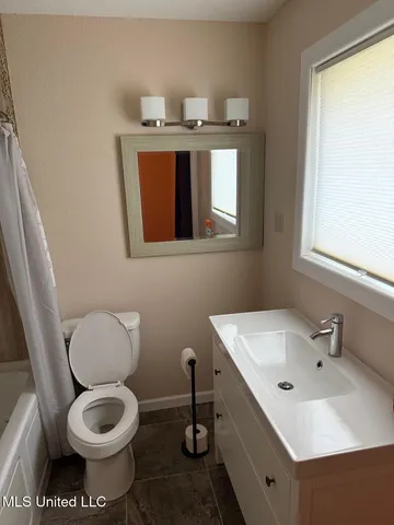 $189,000 | 2711 Monterey Avenue, Pascagoula, MS 39567