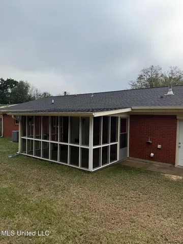 $189,000 | 2711 Monterey Avenue, Pascagoula, MS 39567