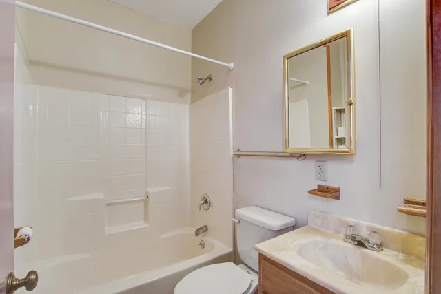 $2,395 | 198 Nassau Street, Charleston, SC 29403