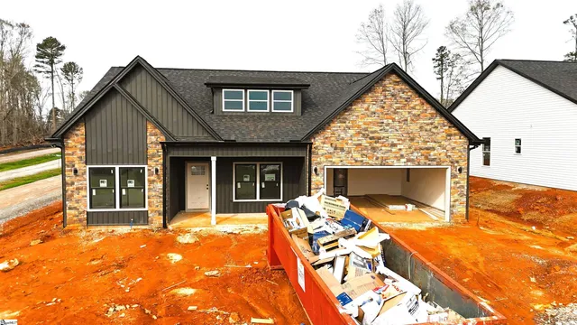 $339,900 | 265 State Rd S-42-742, Wellford, SC 29385