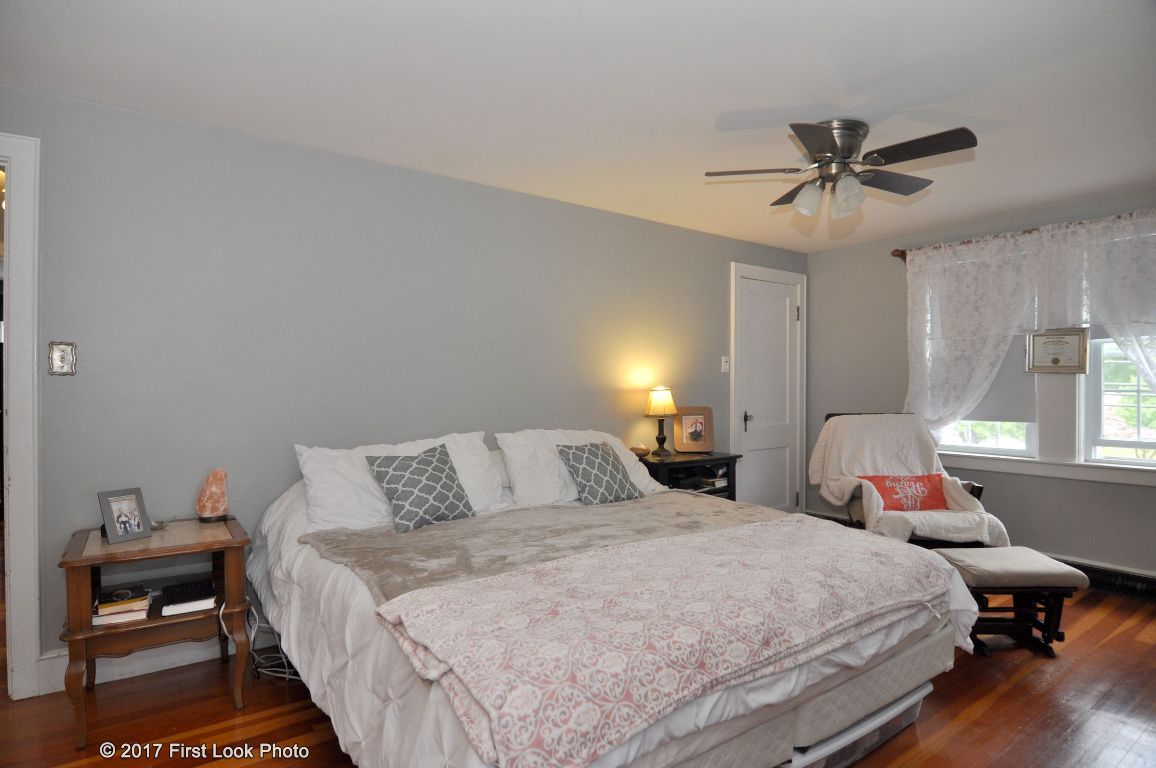 3676 Mendon Road Cumberland, RI 02864 - Photo 20 of 34
