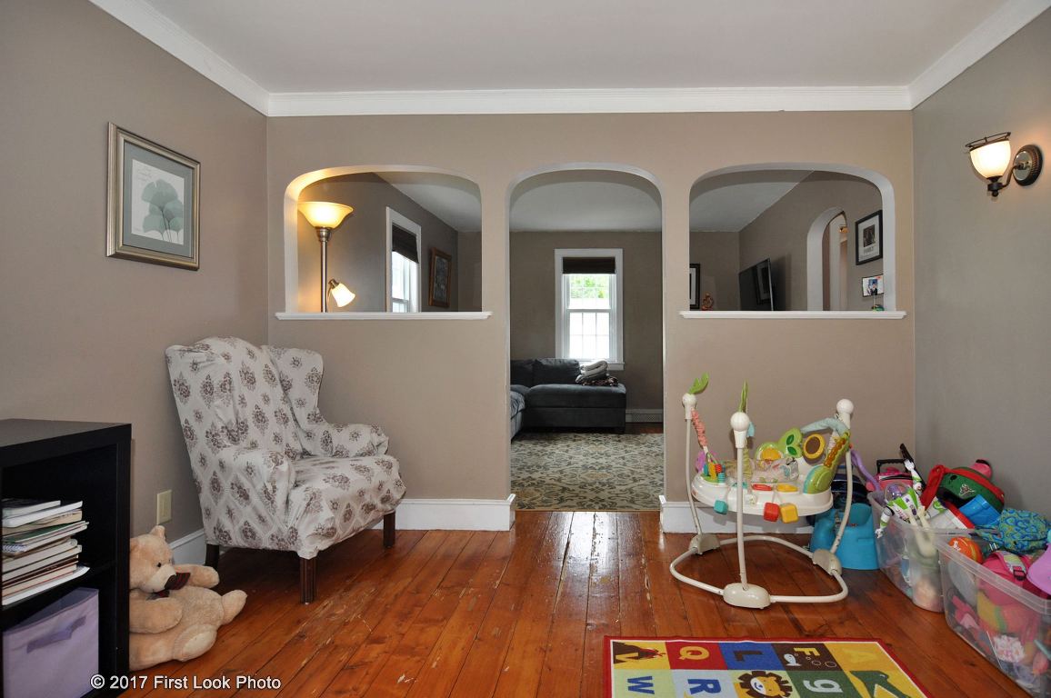 3676 Mendon Road Cumberland, RI 02864 - Photo 3 of 34