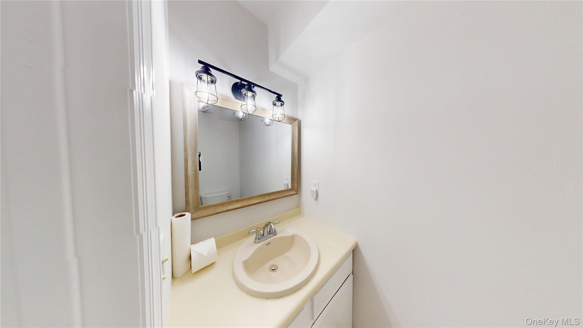 276 Temple Hill Road, Unit 2001 New Windsor, NY 12553 - Photo 16 of 48