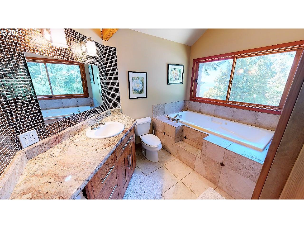 29068 North Grizzly Road Gold Beach, OR 97444 - Photo 20 of 32 Gallery Image 20