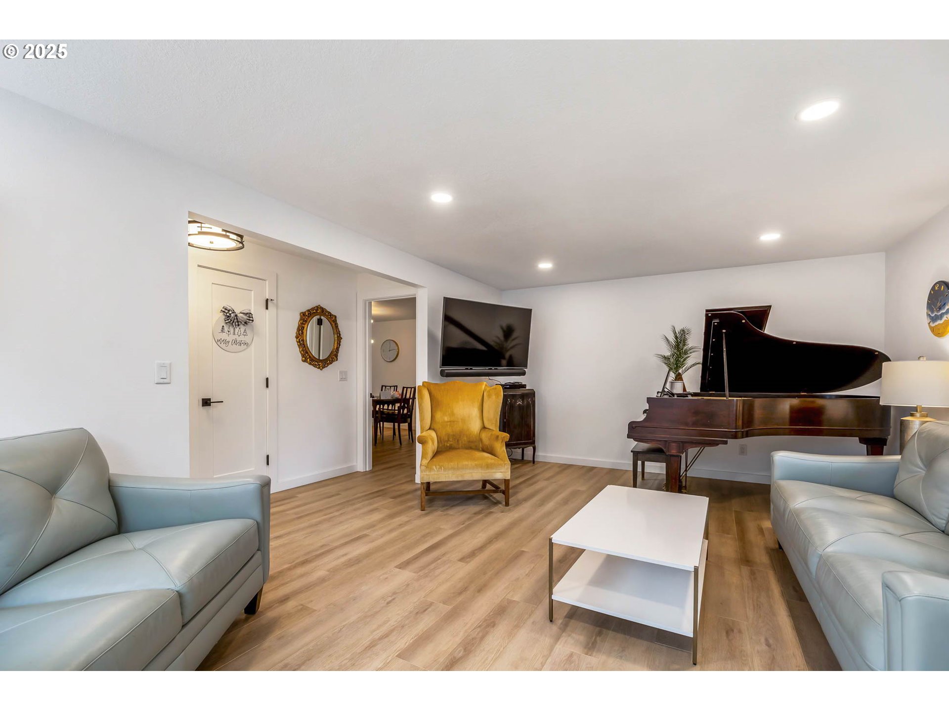 766 Blackfoot Avenue Eugene, OR 97404 - Photo 5 of 38