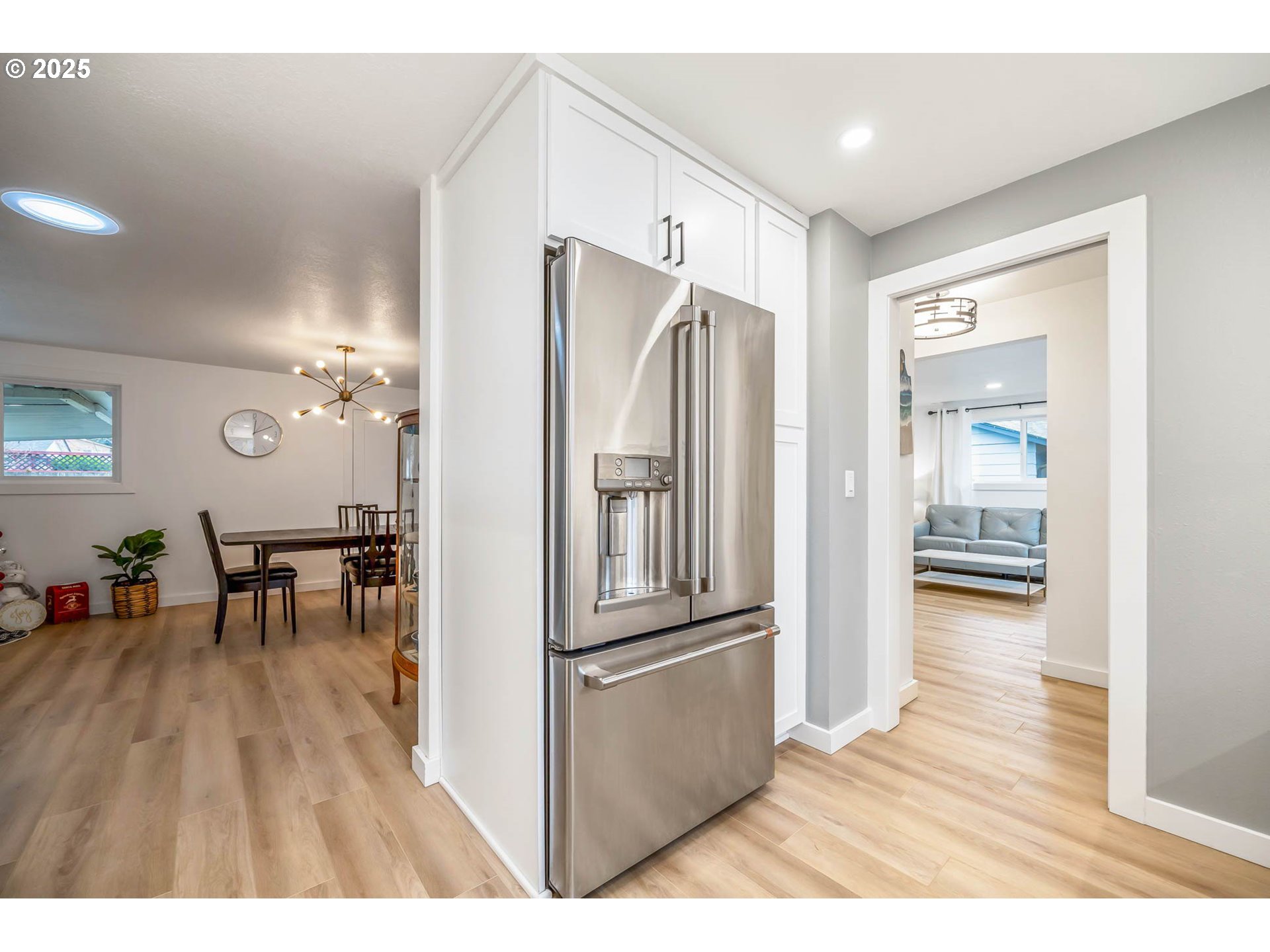 766 Blackfoot Avenue Eugene, OR 97404 - Photo 8 of 38