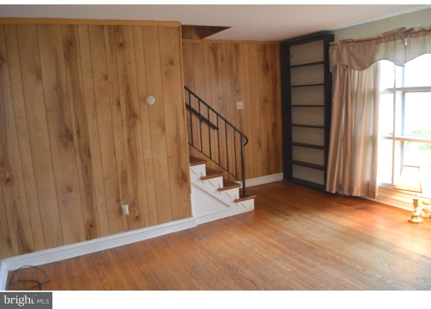 152 East Chelton Road Brookhaven, PA 19015 - Photo 3 of 18 Gallery Image 3