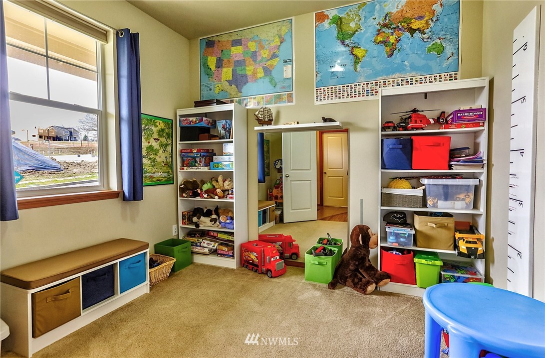 2512 Filbert Avenue Bremerton, WA 98310 - Photo 12 of 25 Gallery Image 12