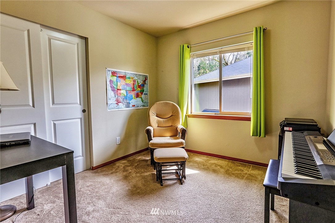 2512 Filbert Avenue Bremerton, WA 98310 - Photo 17 of 25 Gallery Image 17