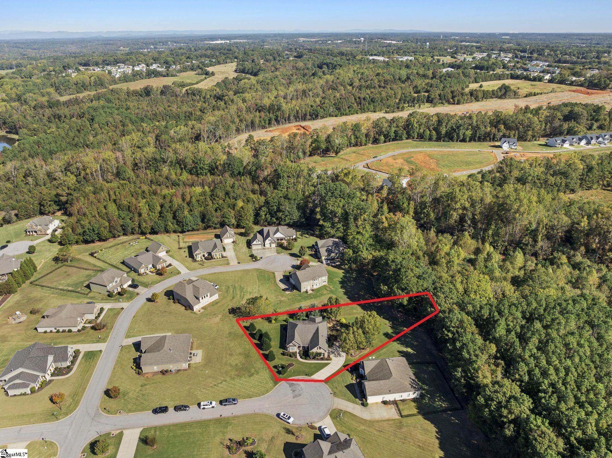 203 Meadows Edge Court Anderson, SC 29621 - Photo 4 of 36