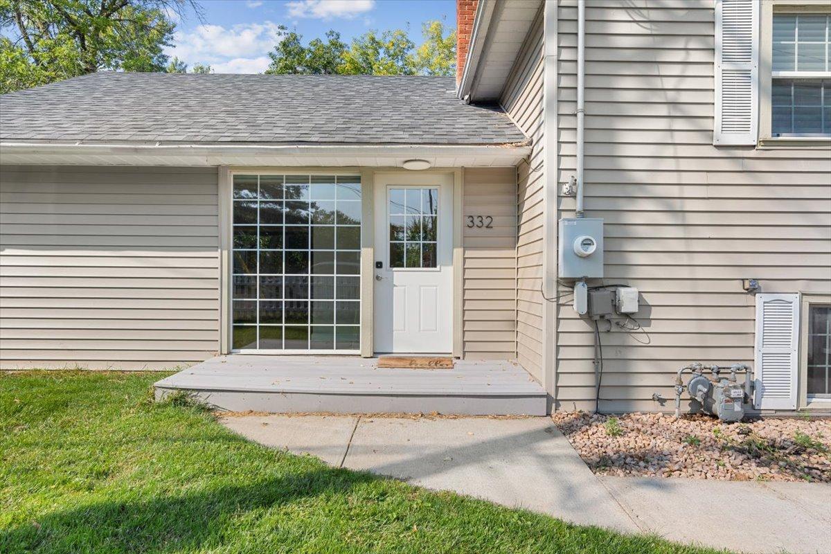 332 Mill Street Excelsior, MN 55331 - Photo 12 of 37