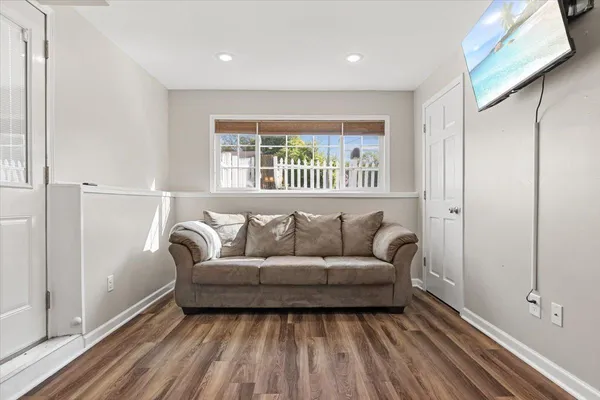 $409,000 | 332 Mill Street, Excelsior, MN 55331