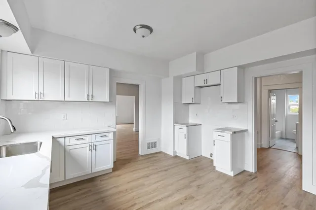 $344,998 | 725 South Fifth Street, Fresno, CA 93702