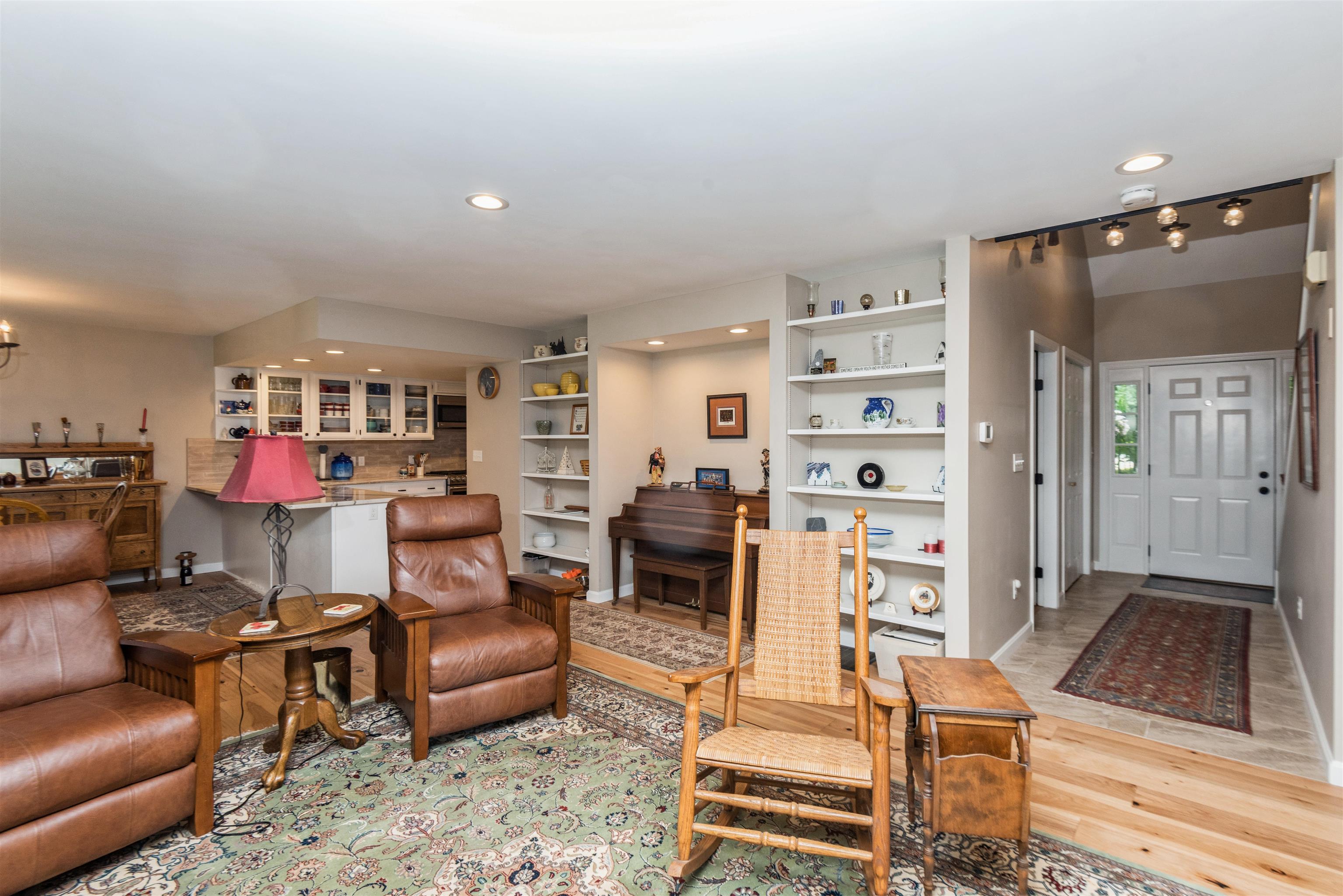 89 Winaukee Road Moultonborough, NH 03254 - Photo 7 of 40 Gallery Image 7
