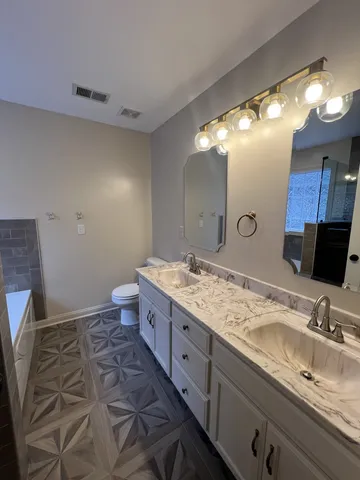 $1,900 | 1745 Apache Way, Clarksville, TN 37042