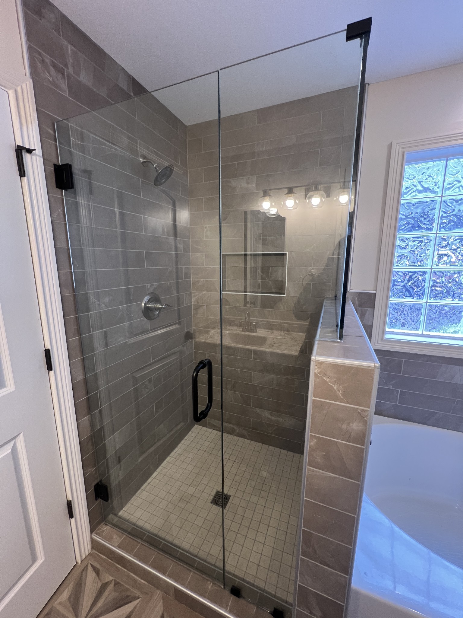 1745 Apache Way Clarksville, TN 37042 - Photo 20 of 28 a bathroom with a shower