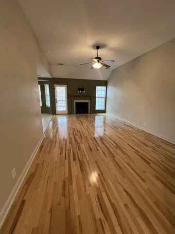 $1,900 | 1745 Apache Way, Clarksville, TN 37042