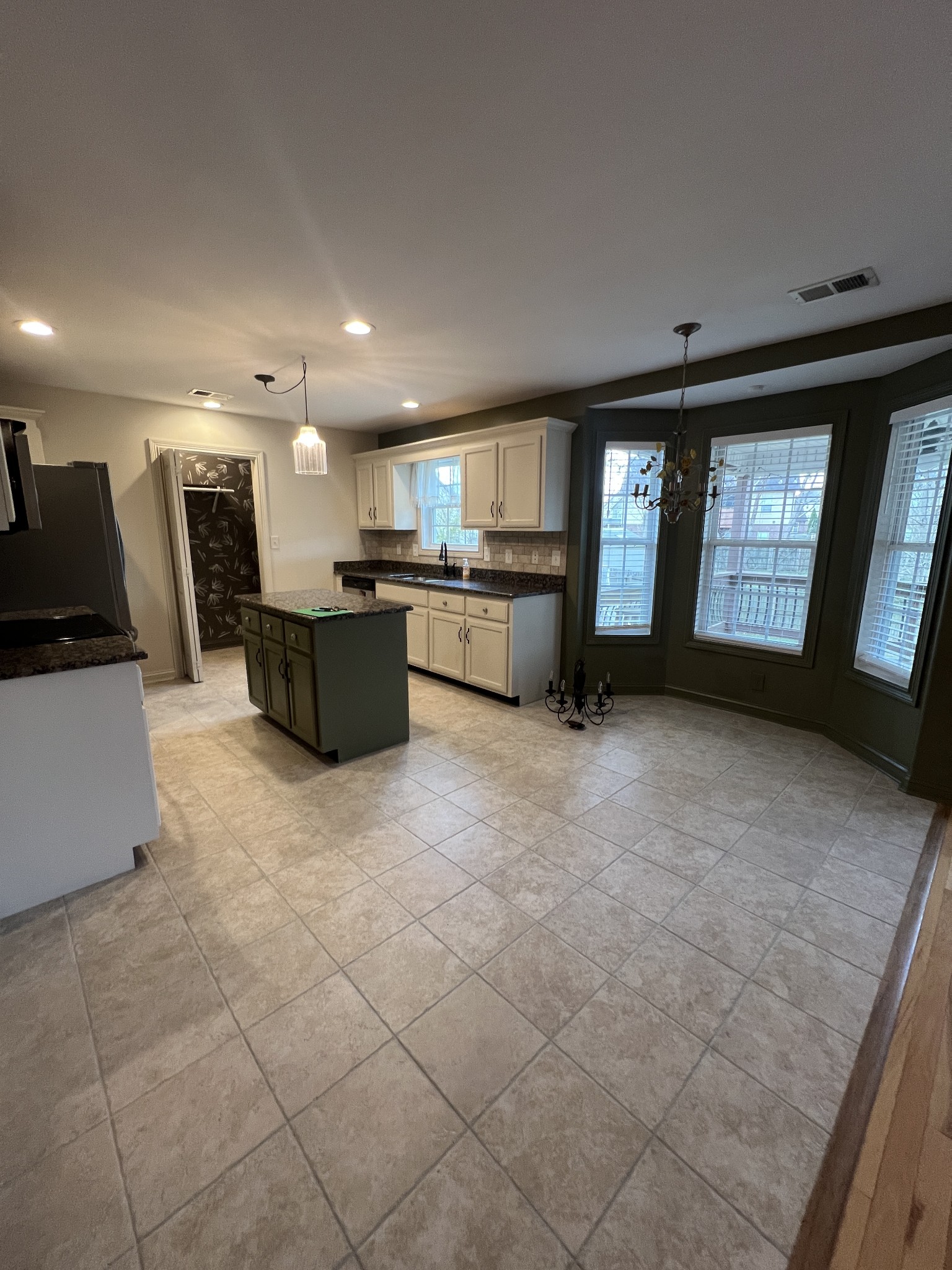 1745 Apache Way Clarksville, TN 37042 - Photo 5 of 28 a large living room with a large window