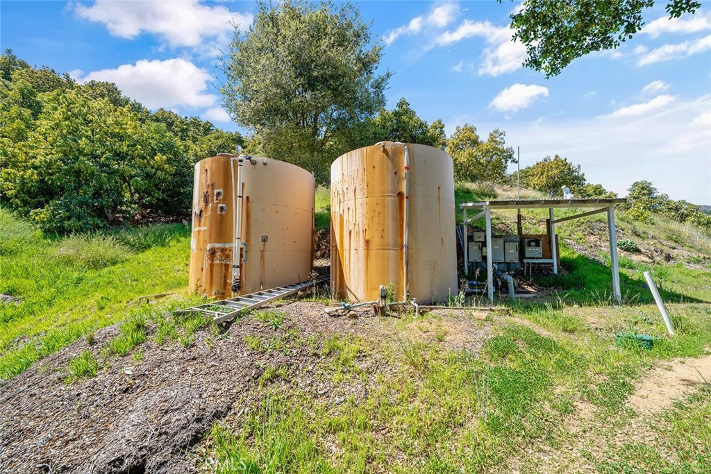 48825 Via Vaquero Temecula, CA 92590 - Photo 9 of 37