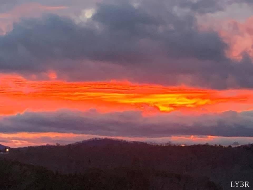 5129 Wheatland Road Bedford, VA 24523 - Photo 2 of 51 a view of an ocean