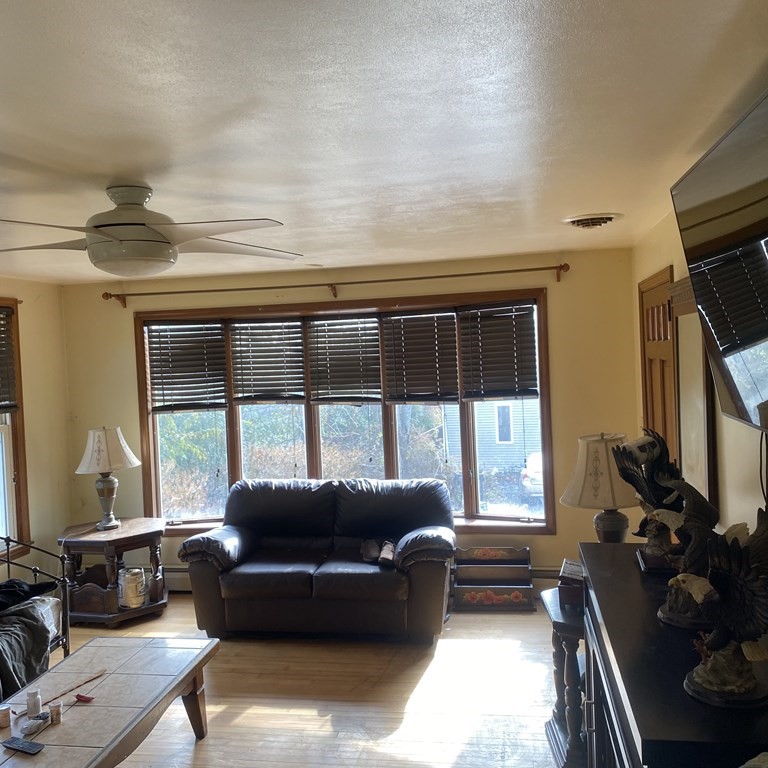 19 Chequeset Road Worcester, MA 01605 - Photo 20 of 36 Gallery Image 20