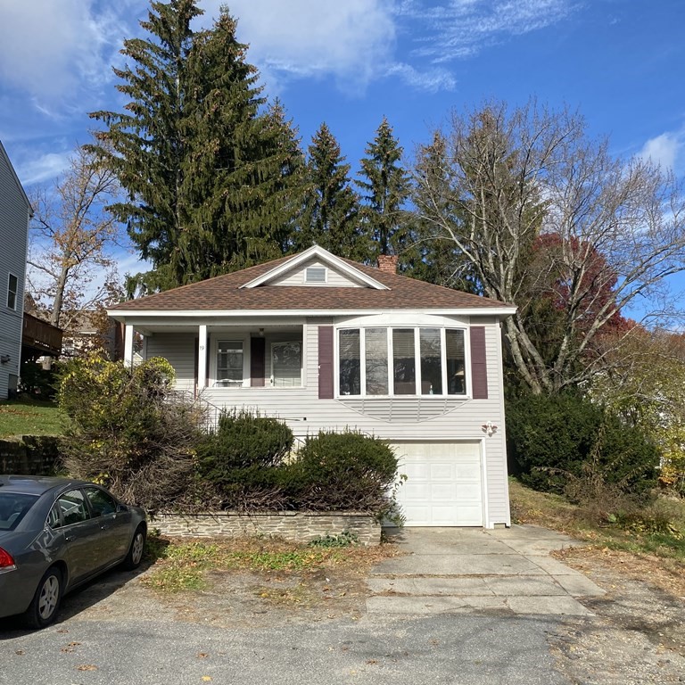 19 Chequeset Road Worcester, MA 01605 - Photo 8 of 36 Gallery Image 8